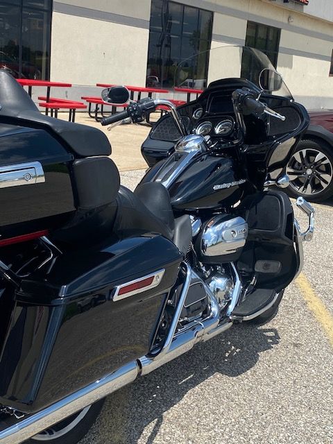 2020 Harley-Davidson Road Glide® Limited in Waterloo, Iowa - Photo 4