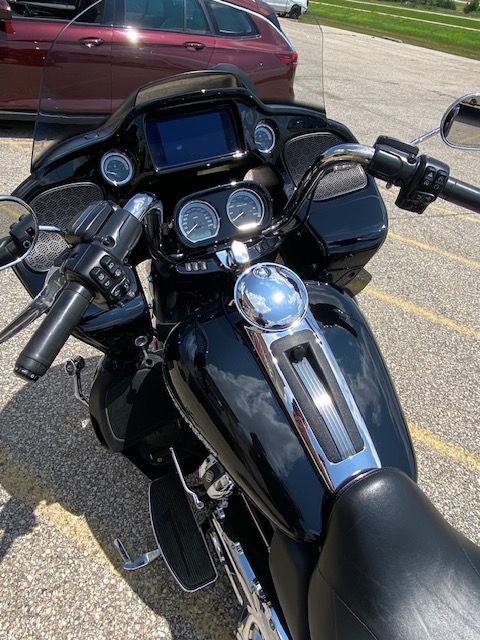 2020 Harley-Davidson Road Glide® Limited in Waterloo, Iowa - Photo 8