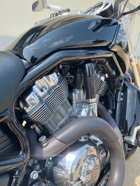 2011 Harley-Davidson V-Rod Muscle® in Waterloo, Iowa - Photo 5