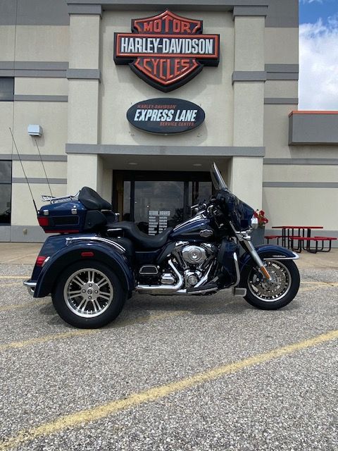 2012 Harley-Davidson Tri Glide® Ultra Classic® in Waterloo, Iowa - Photo 1