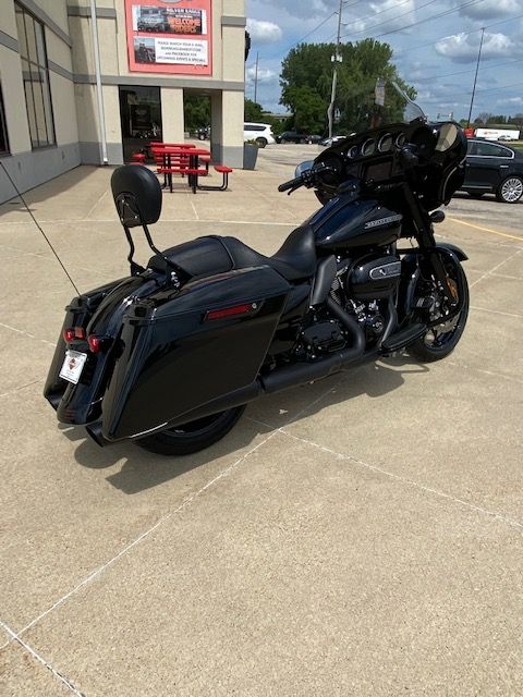 2020 Harley-Davidson Street Glide® Special in Waterloo, Iowa - Photo 3