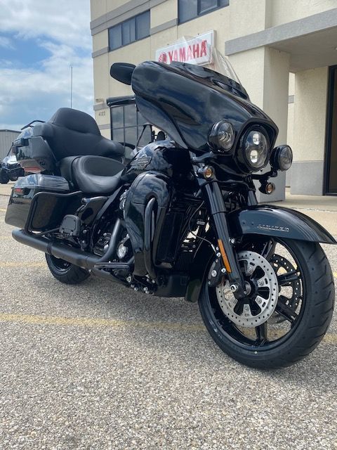 2024 Harley-Davidson Ultra Limited in Waterloo, Iowa - Photo 2