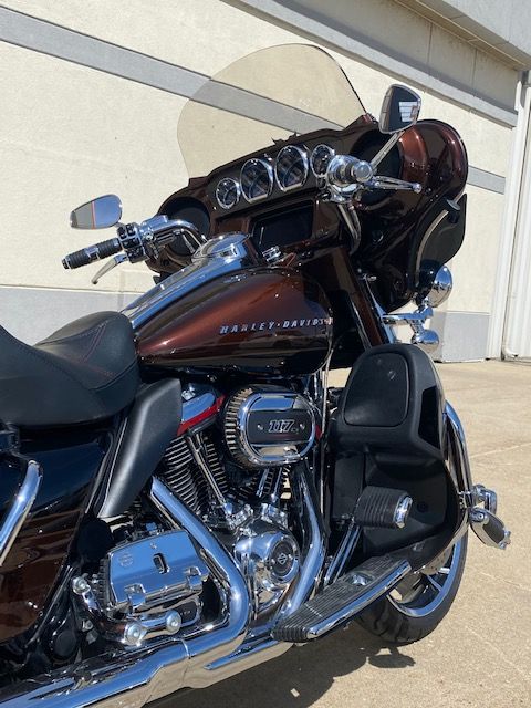 2019 Harley-Davidson CVO™ Limited in Waterloo, Iowa - Photo 3