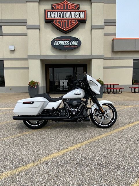 2024 Harley-Davidson Street Glide® in Waterloo, Iowa - Photo 1