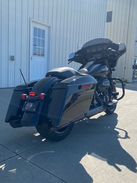 2018 Harley-Davidson Street Glide® Special in Waterloo, Iowa - Photo 4