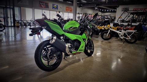 2023 Kawasaki Ninja 400 KRT Edition in Lafayette, Indiana - Photo 6
