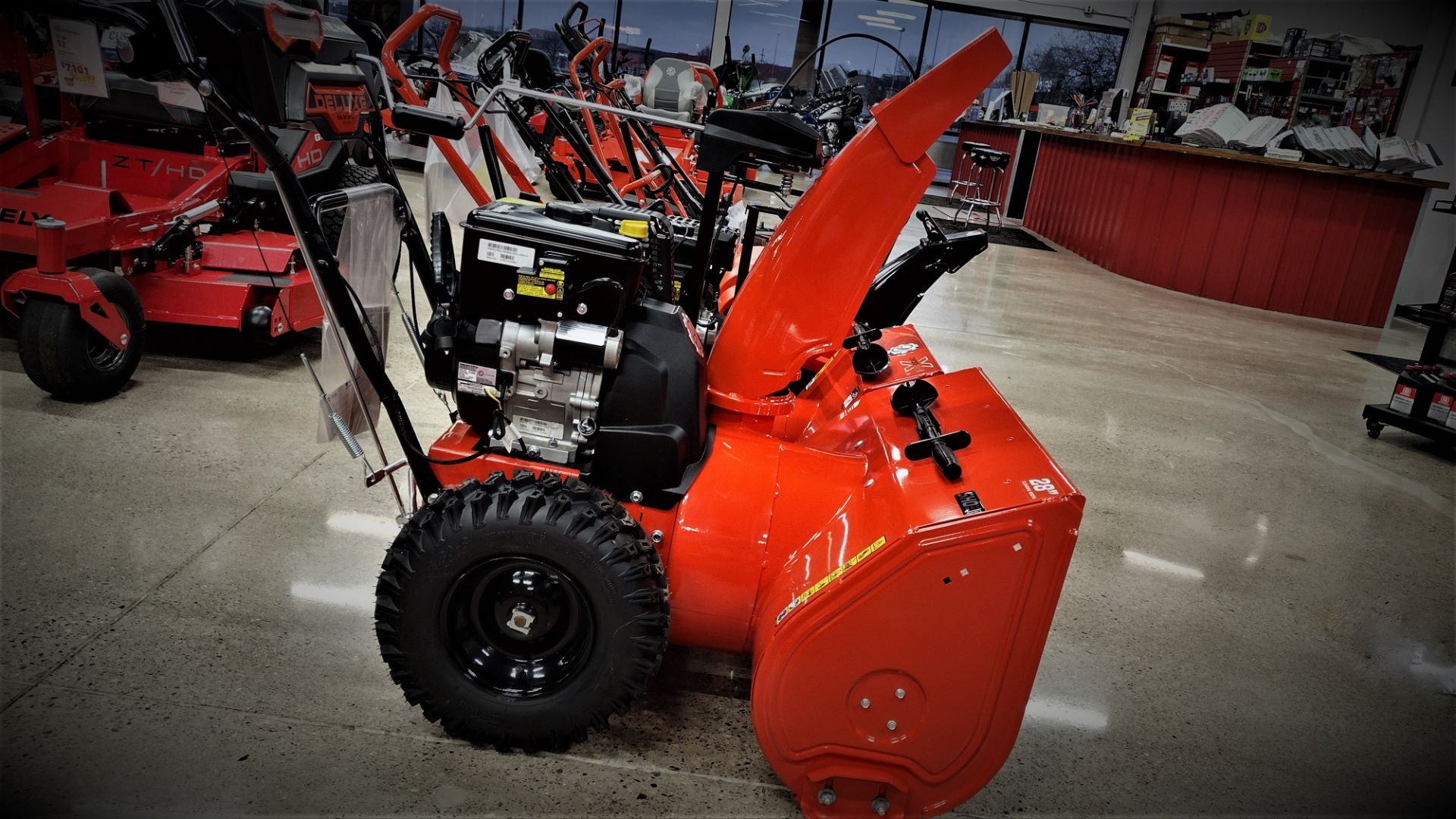 Ariens Deluxe 28 SHO in Lafayette, Indiana - Photo 2