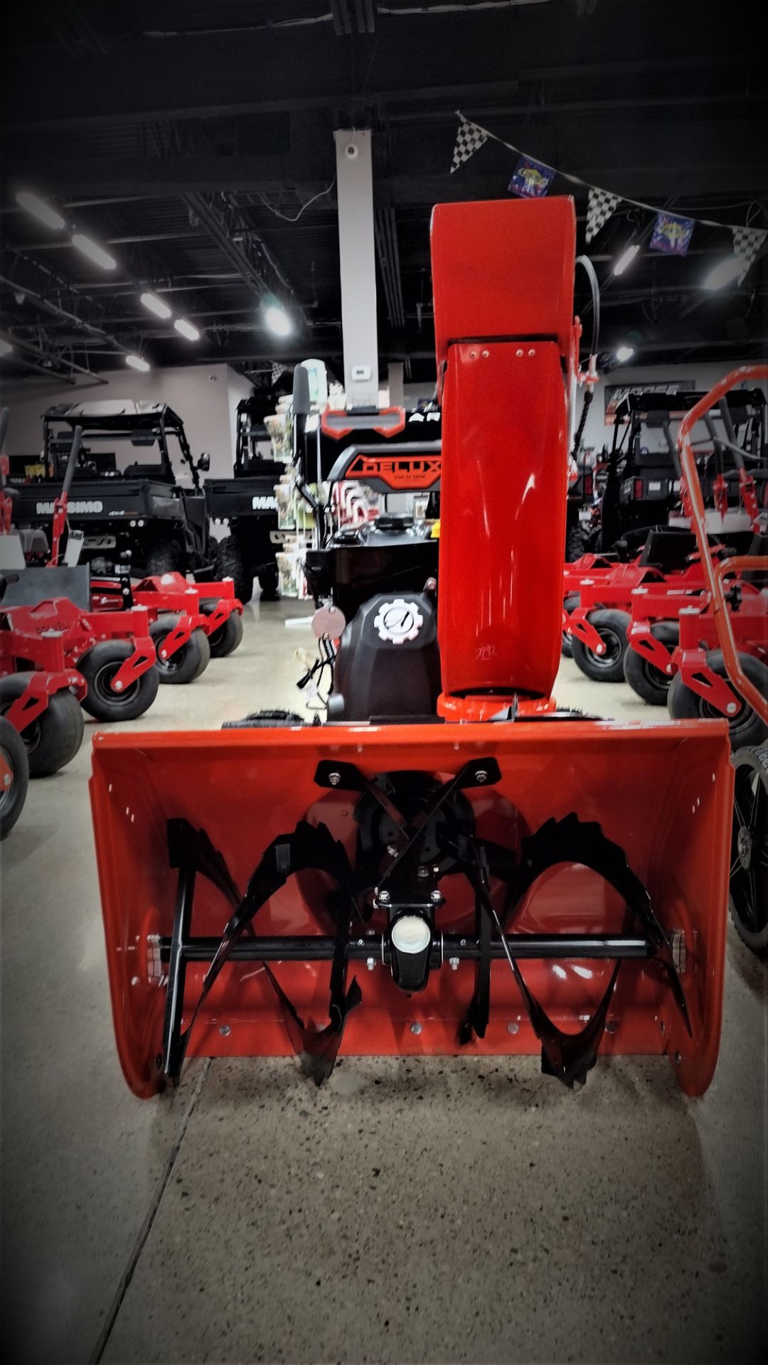 Ariens Deluxe 28 SHO in Lafayette, Indiana - Photo 3