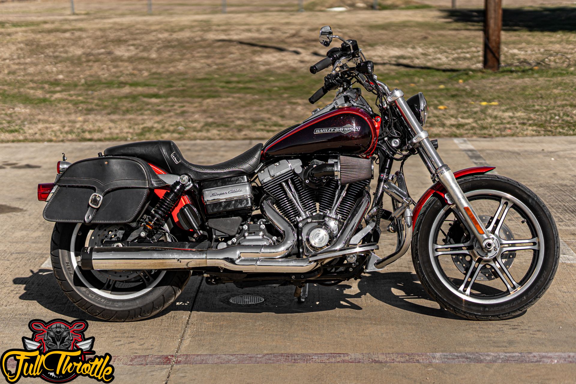 2013 Harley-Davidson Dyna® Super Glide® Custom in Lancaster, Texas - Photo 2