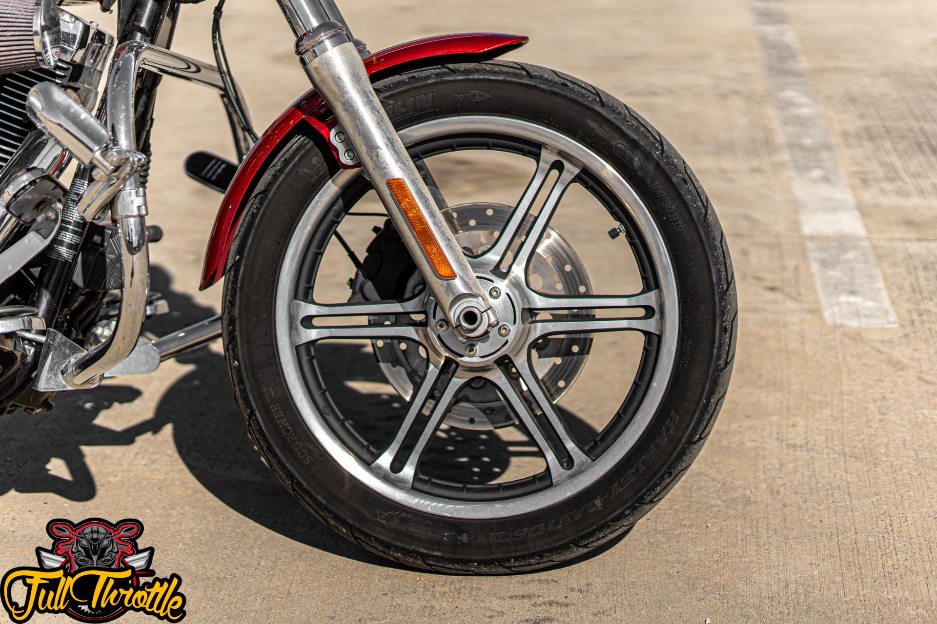 2013 Harley-Davidson Dyna® Super Glide® Custom in Lancaster, Texas - Photo 10