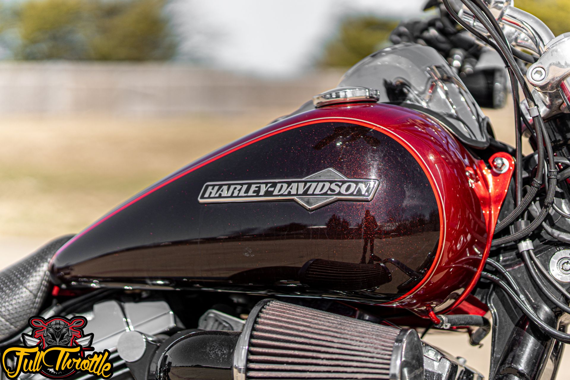 2013 Harley-Davidson Dyna® Super Glide® Custom in Lancaster, Texas - Photo 14