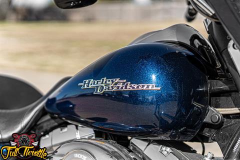 2012 Harley-Davidson Street Glide® in Lancaster, Texas - Photo 11