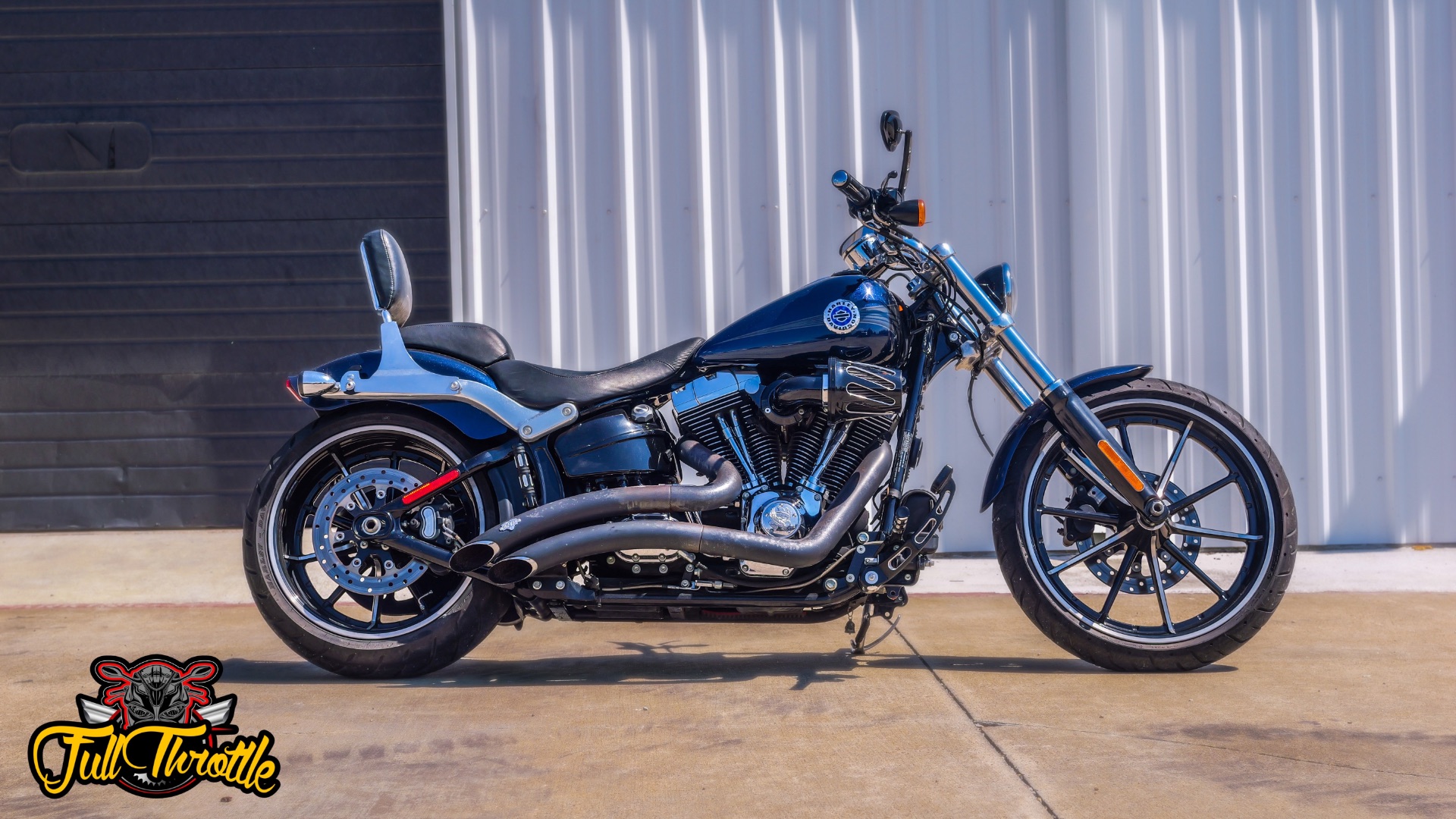 2013 Harley-Davidson Softail® Breakout® in Lancaster, Texas - Photo 2