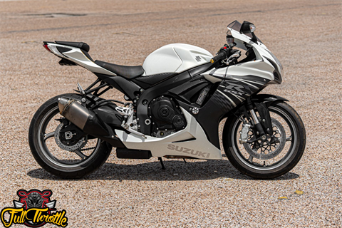 2011 Suzuki GSX-R600™ in Lancaster, Texas - Photo 2