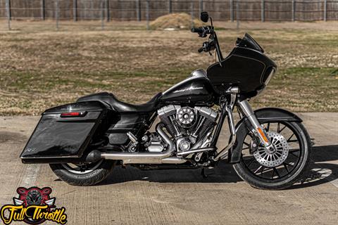2015 Harley-Davidson Road Glide® Special in Lancaster, Texas - Photo 2