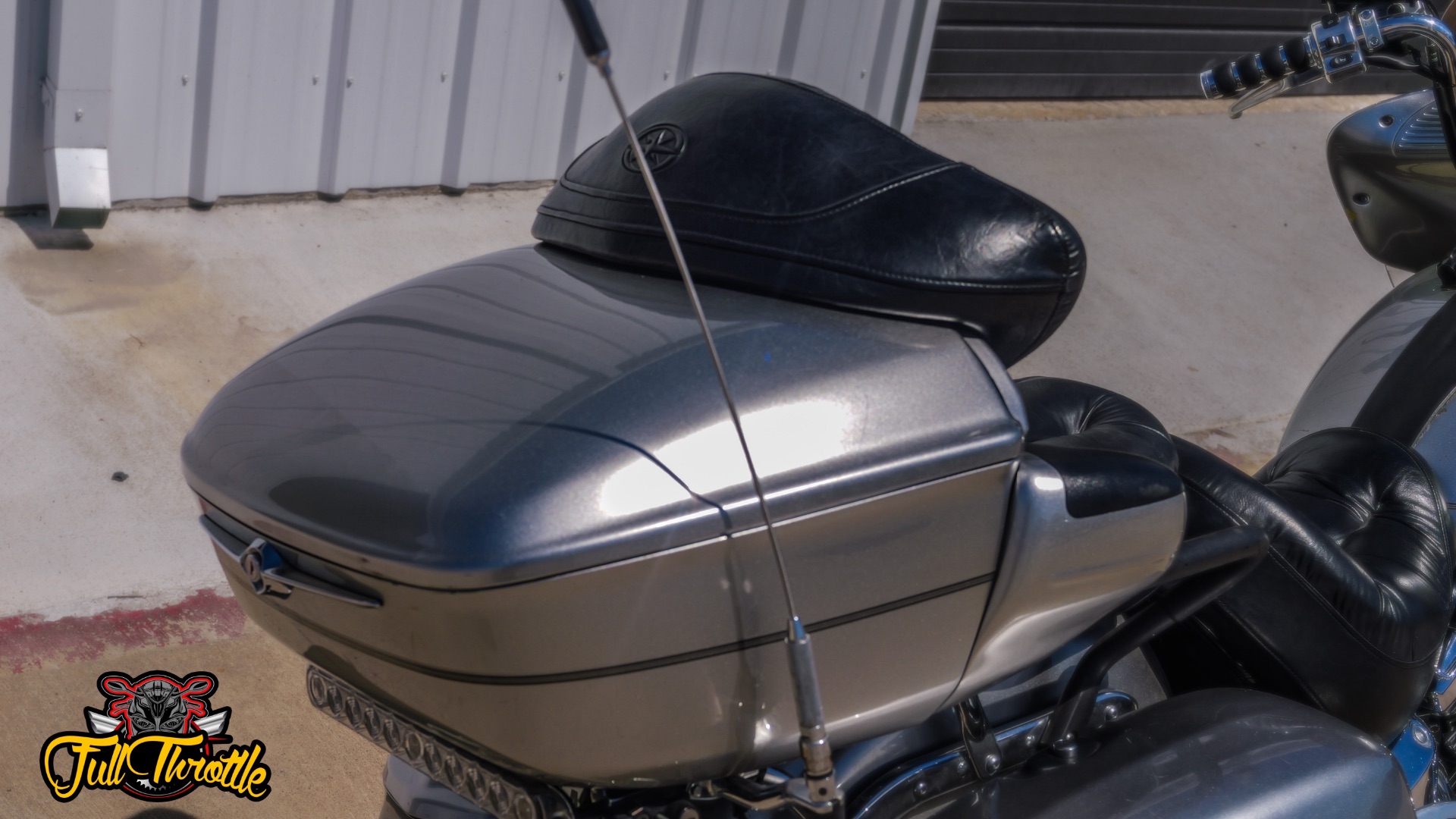 2005 Yamaha Royal Star® Midnight Venture in Lancaster, Texas - Photo 4