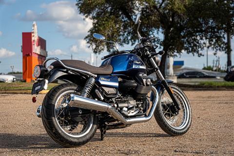 2022 Moto Guzzi V7 Special in Houston, Texas - Photo 3