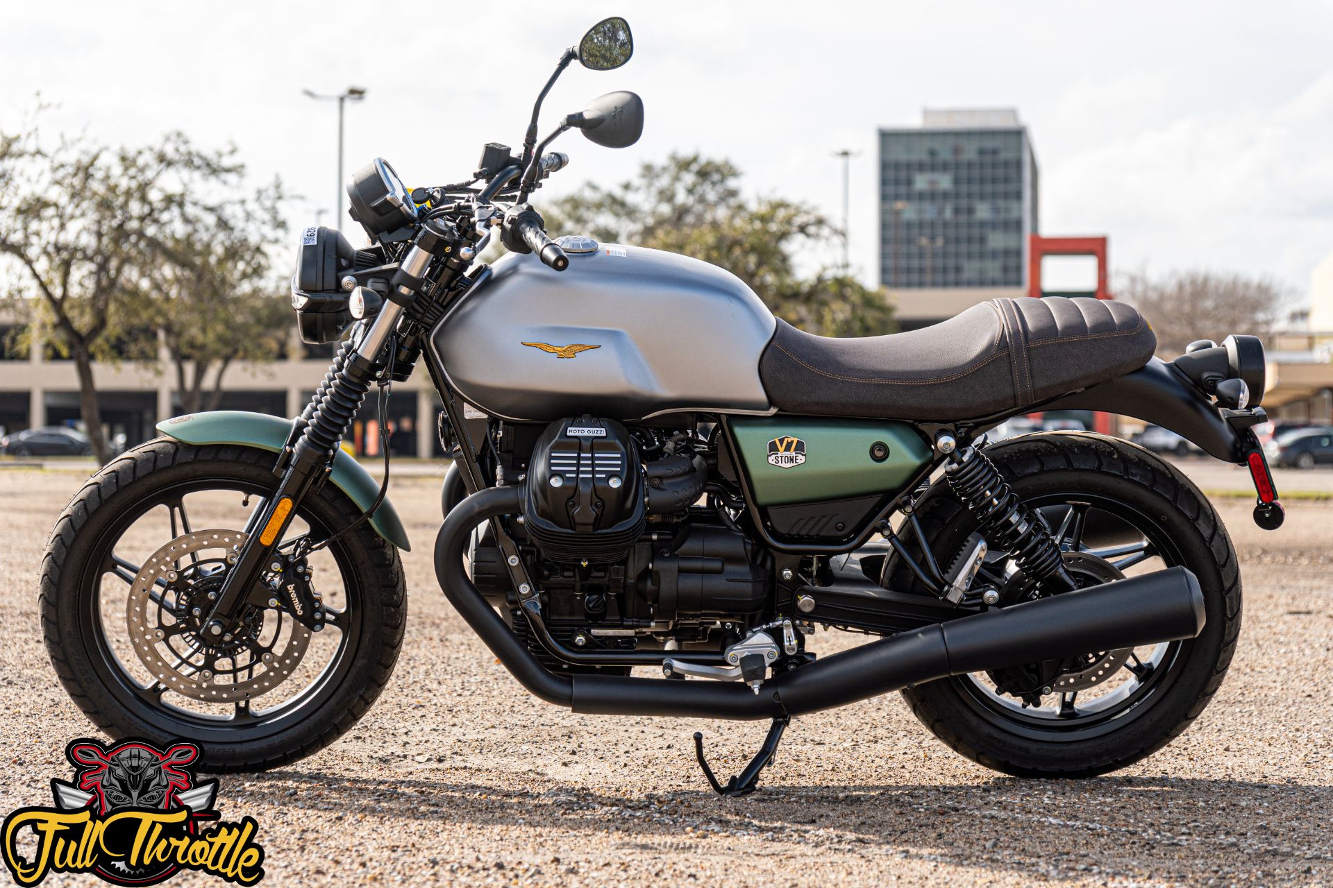 2022 Moto Guzzi V7 Stone Centenario in Houston, Texas - Photo 6
