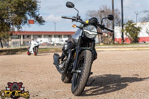2022 Moto Guzzi V7 Stone Centenario in Houston, Texas - Photo 8