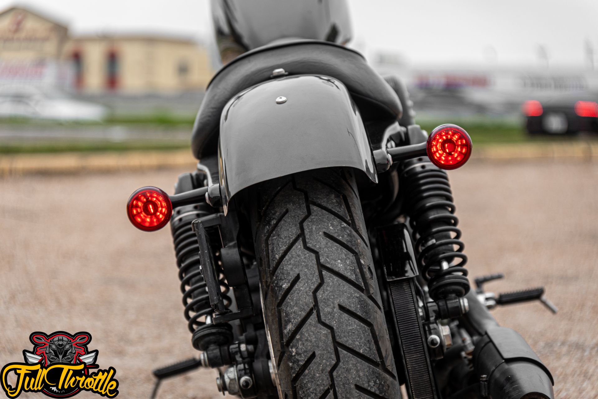 2019 Harley-Davidson Iron 883™ in Houston, Texas - Photo 4