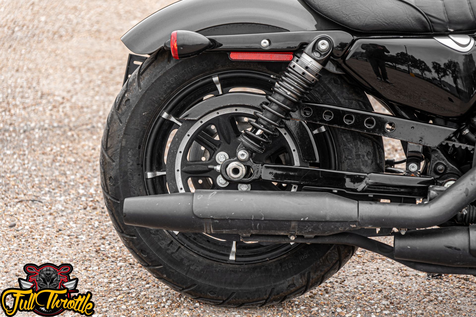 2019 Harley-Davidson Iron 883™ in Houston, Texas - Photo 9