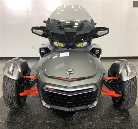 2016 Can-Am Spyder F3-T SE6 w/ Audio System in Houston, Texas - Photo 2