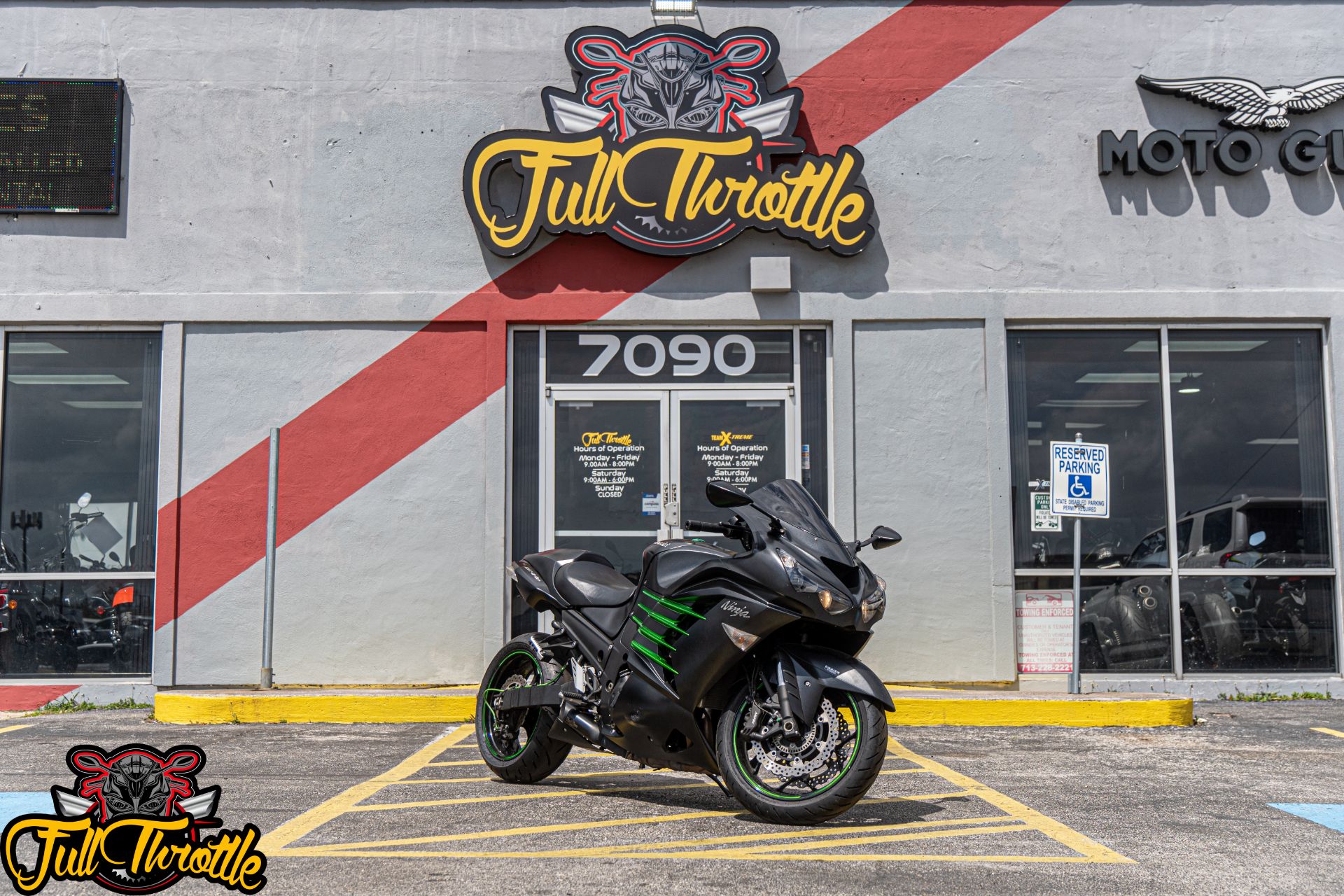 2015 Kawasaki Ninja® ZX™-14R ABS in Houston, Texas - Photo 2