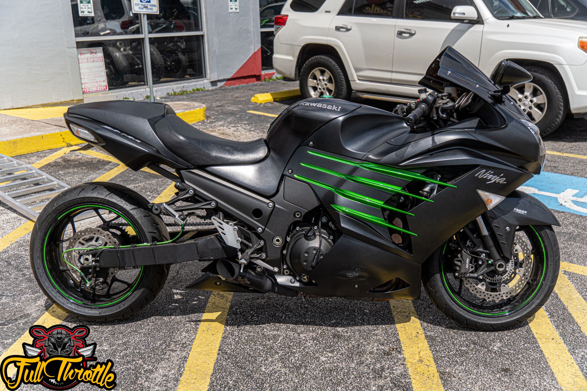 2015 Kawasaki Ninja® ZX™-14R ABS in Houston, Texas - Photo 3