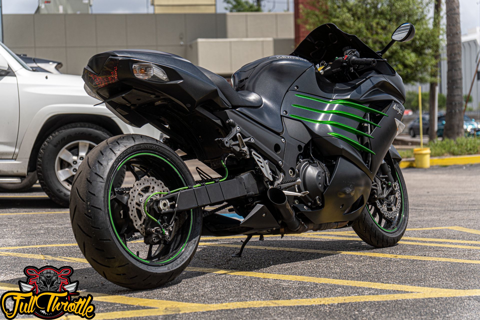 2015 Kawasaki Ninja® ZX™-14R ABS in Houston, Texas - Photo 4