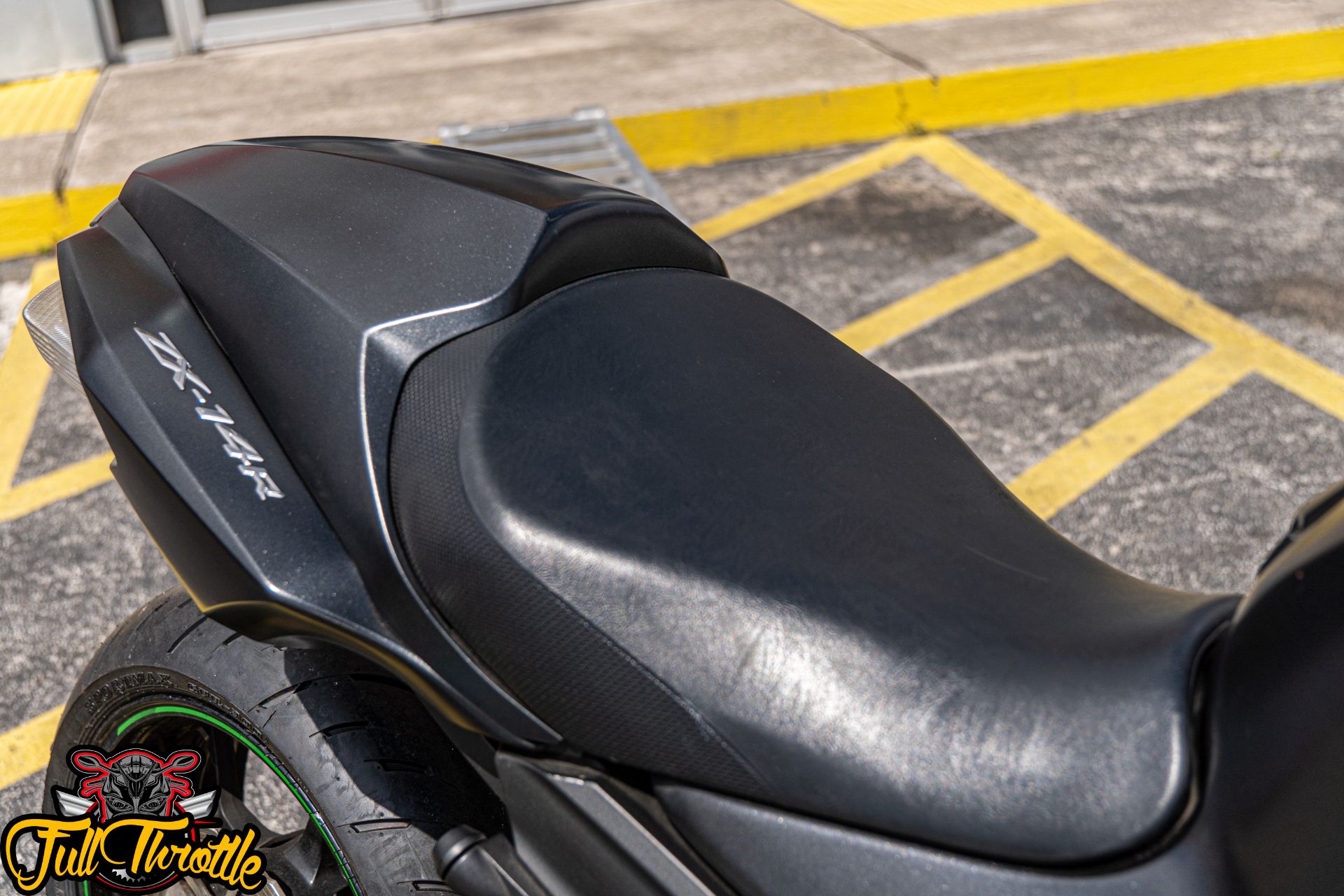 2015 Kawasaki Ninja® ZX™-14R ABS in Houston, Texas - Photo 14