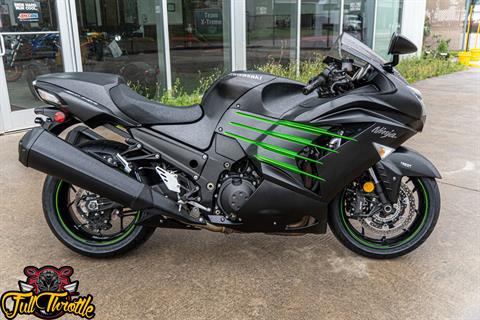 2015 Kawasaki Ninja® ZX™-14R ABS in Houston, Texas - Photo 2