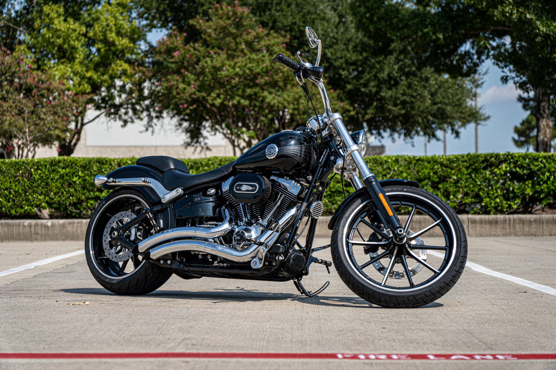 2013 Harley-Davidson Softail® Breakout® in Houston, Texas - Photo 1