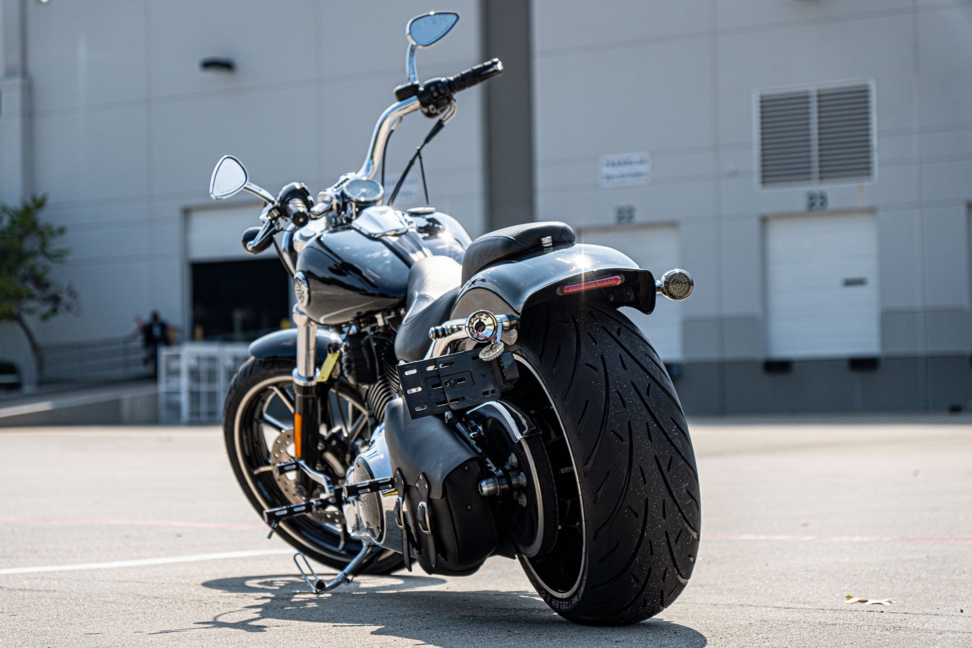 2013 Harley-Davidson Softail® Breakout® in Houston, Texas - Photo 4
