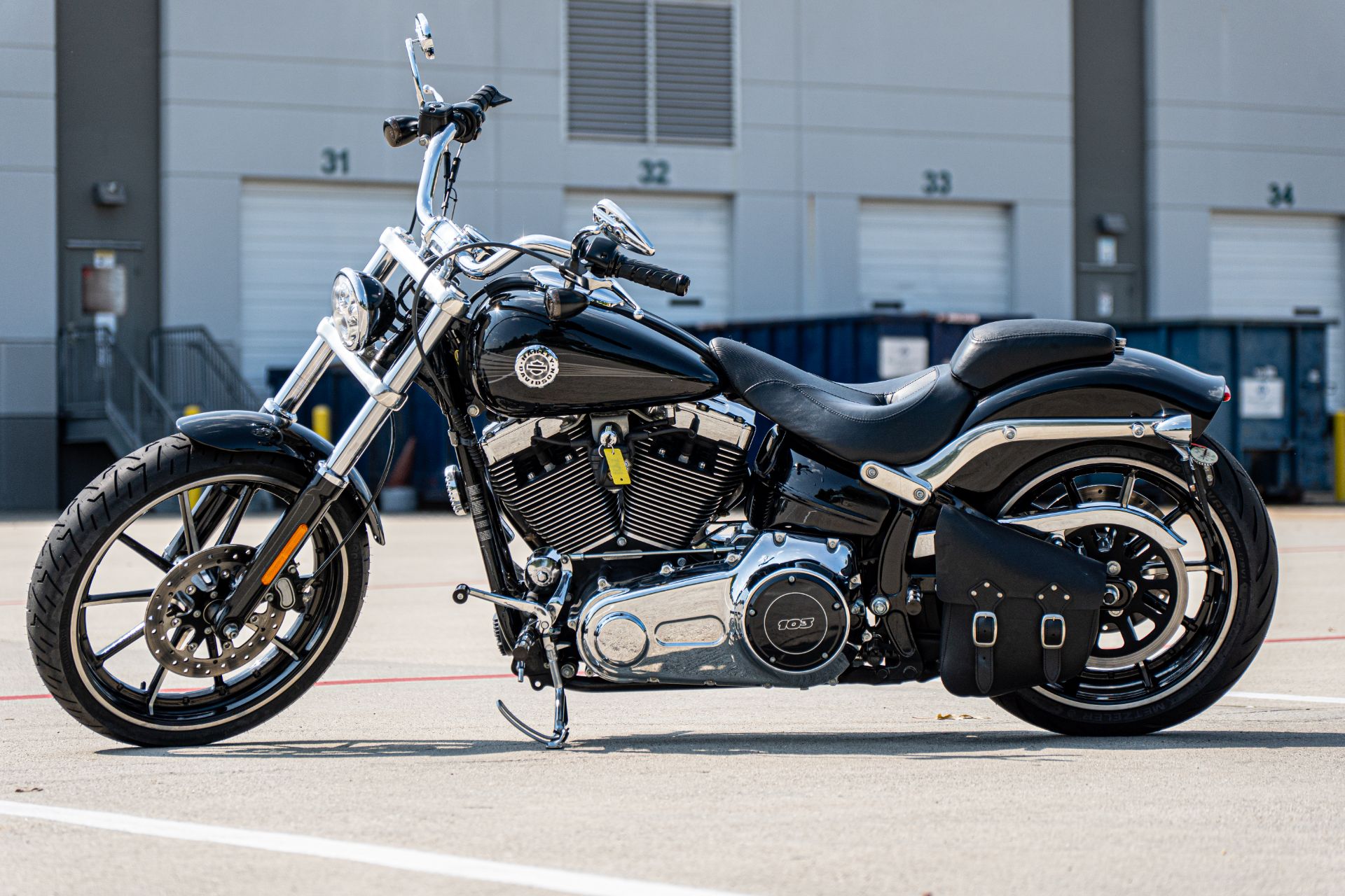 2013 Harley-Davidson Softail® Breakout® in Houston, Texas - Photo 6