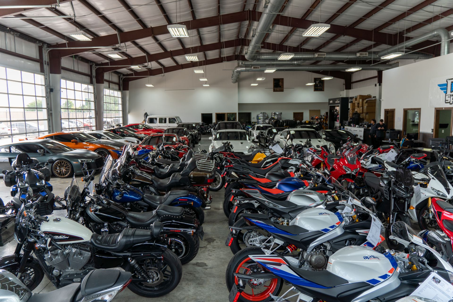 2022 Moto Guzzi V85 TT Adventure in Houston, Texas - Photo 20