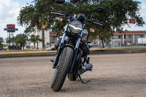 2022 Moto Guzzi V9 Bobber Centenario E5 in Houston, Texas - Photo 9