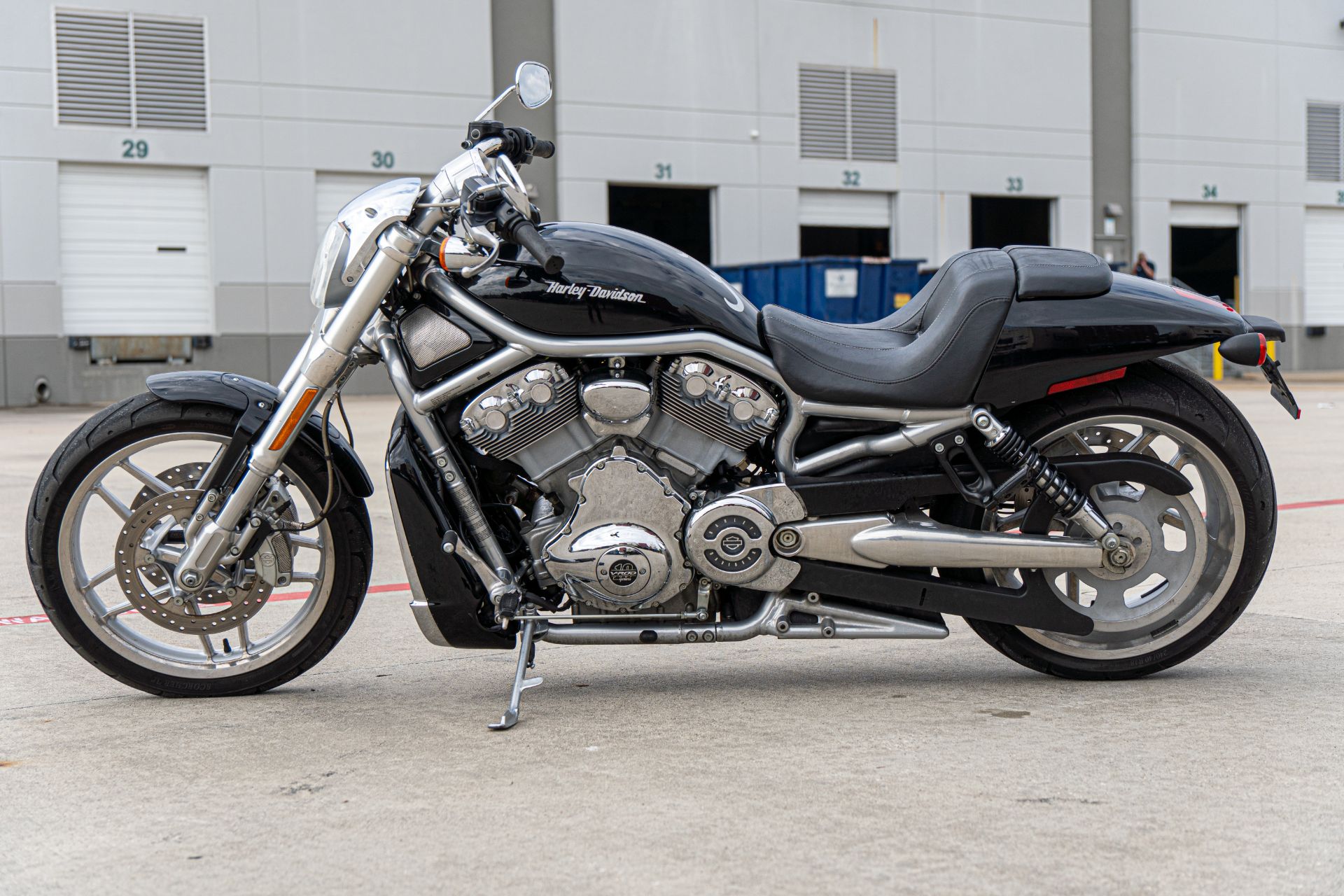 2012 Harley-Davidson V-Rod® 10th Anniversary Edition in Houston, Texas - Photo 6
