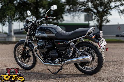 2023 Moto Guzzi V7 Special in Houston, Texas - Photo 5