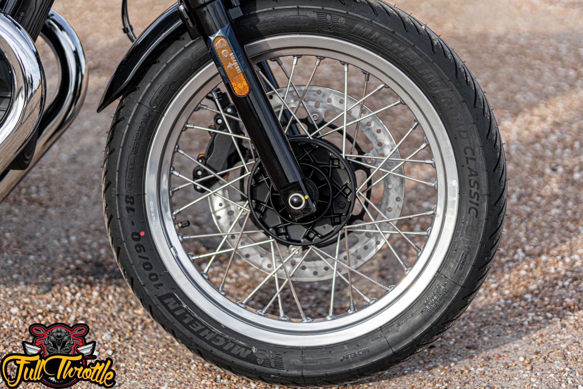 2023 Moto Guzzi V7 Special in Houston, Texas - Photo 10