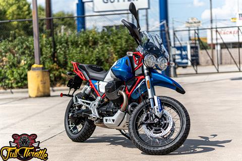 2023 Moto Guzzi V85 TT Adventure in Houston, Texas - Photo 2