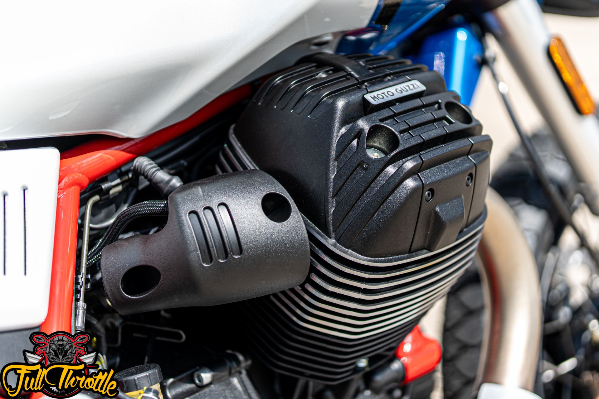 2023 Moto Guzzi V85 TT Adventure in Houston, Texas - Photo 13