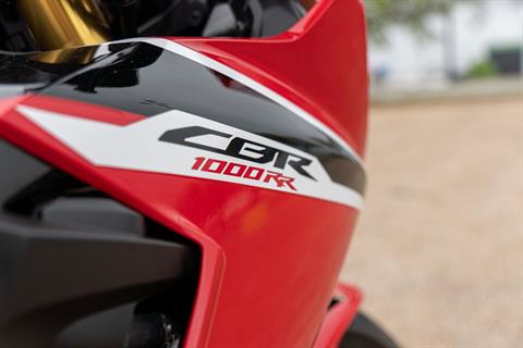 2018 Honda CBR1000RR ABS in Houston, Texas - Photo 13