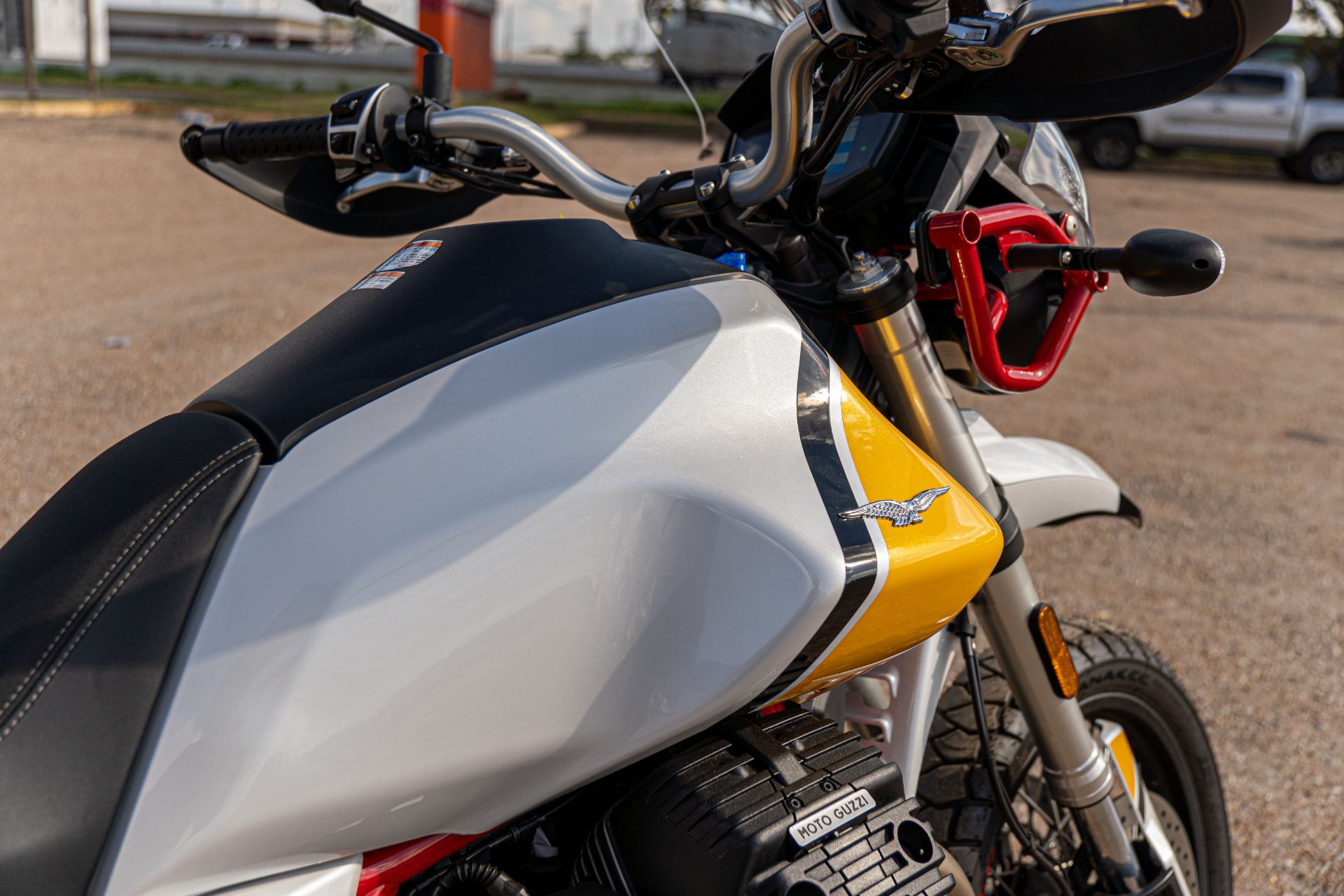 2020 Moto Guzzi V85 TT Adventure in Houston, Texas - Photo 12