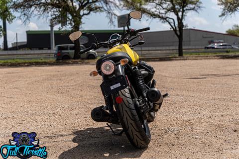 2022 Moto Guzzi V7 Stone in Houston, Texas - Photo 4