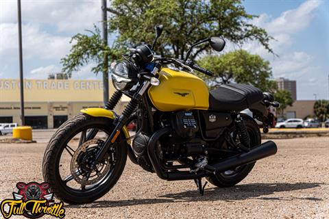 2022 Moto Guzzi V7 Stone in Houston, Texas - Photo 7