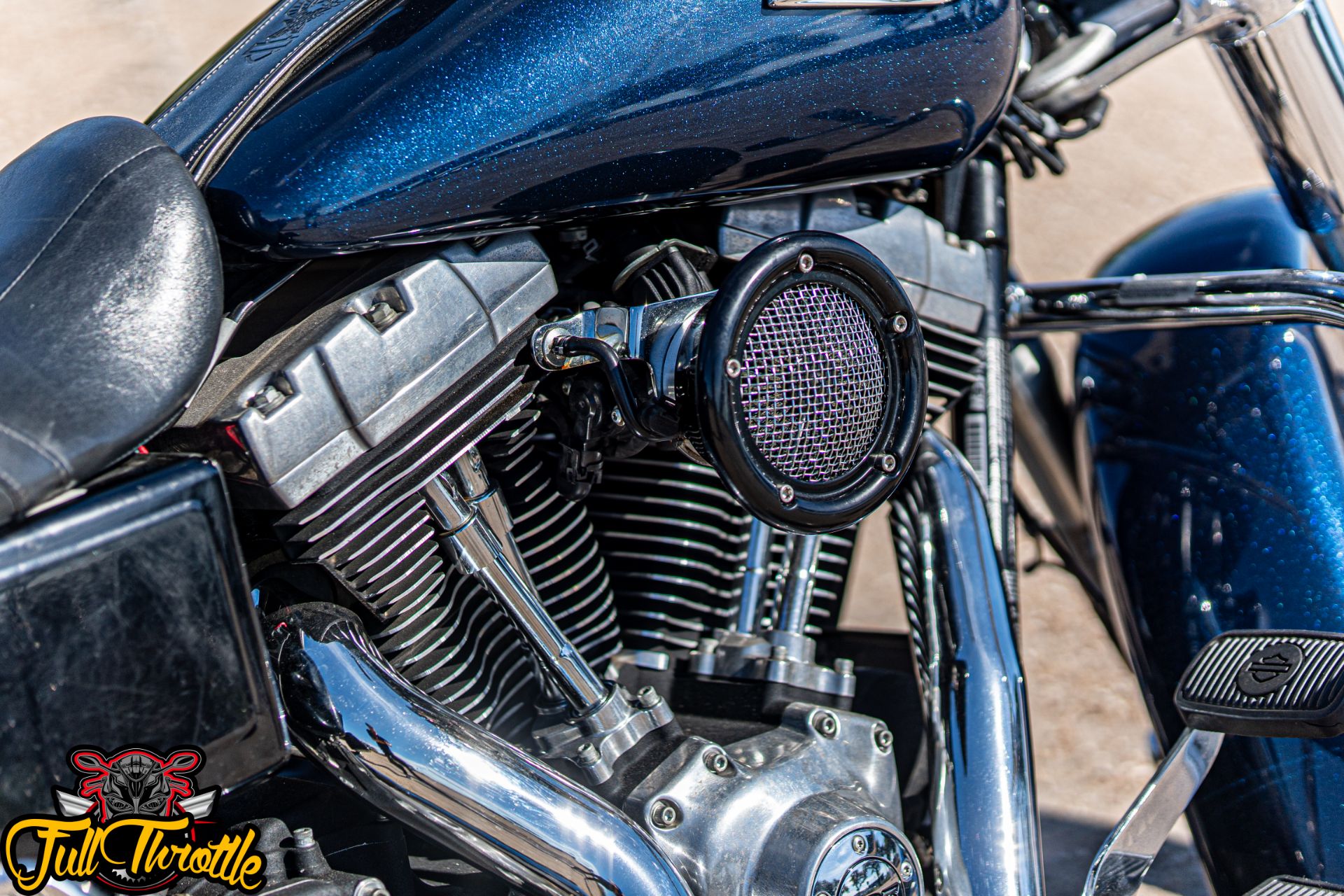 2013 Harley-Davidson Dyna® Switchback™ in Houston, Texas - Photo 13