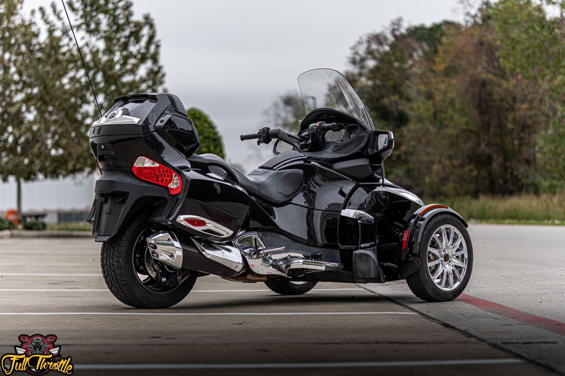 2013 Can-Am Spyder® RT SE5 in Houston, Texas - Photo 3