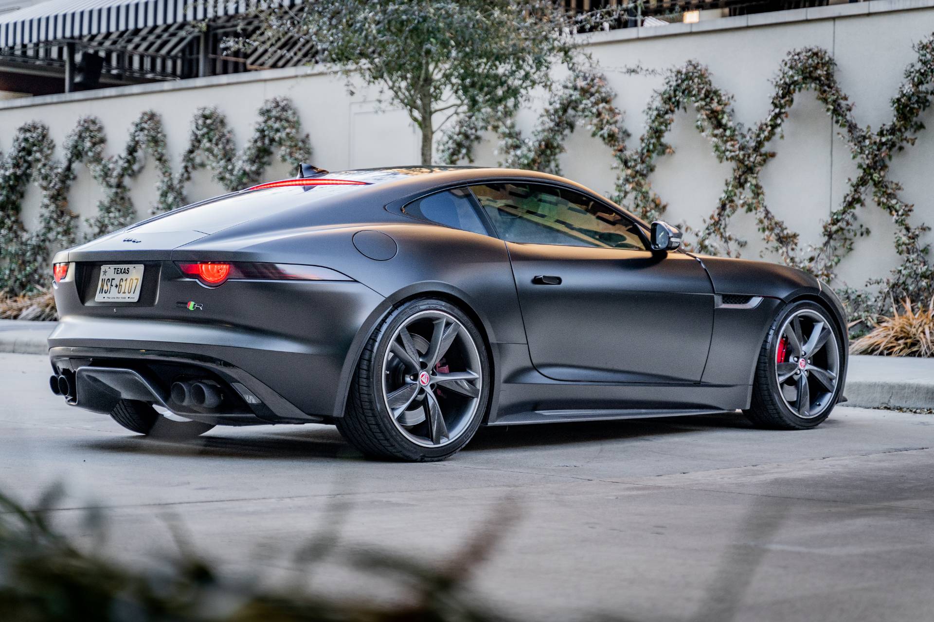 2016 Jaguar F-TYPE V8R in Houston, Texas - Photo 4