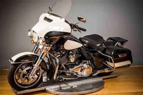2021 Harley-Davidson Electra Glide® Standard in Houston, Texas - Photo 1