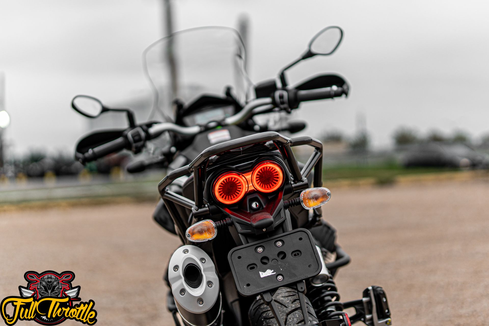 2023 Moto Guzzi V85 TT Guardia D’onore in Houston, Texas - Photo 4